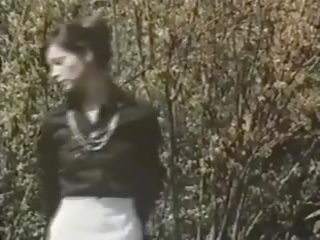 Lakmitar infermieret 1975: infermieret në linjë i rritur film film b5