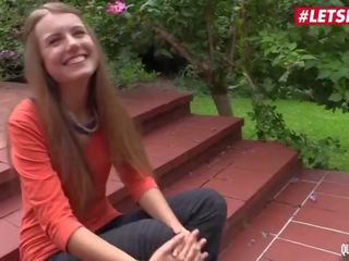 Lussy sensueel tsjechisch tiener intens solo masturbatie tot orgasme - letsdoeit vies film clips