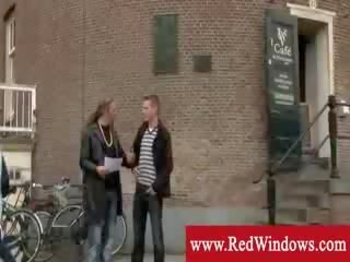 乌木 护送 加工 在 阿姆斯特丹