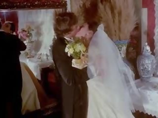 Hier komt de bruid: bruid xxx hd vies video- vid d8
